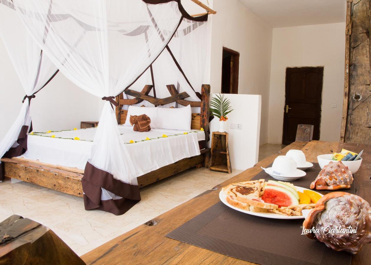 Uroa Zanzibar Vera Beach Hotel By Moonshine Dikoni ภายนอก รูปภาพ