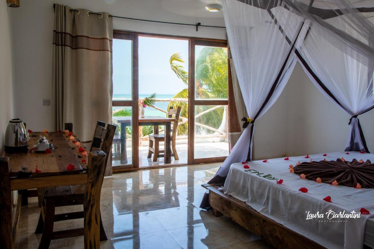 Uroa Zanzibar Vera Beach Hotel By Moonshine Dikoni ภายนอก รูปภาพ