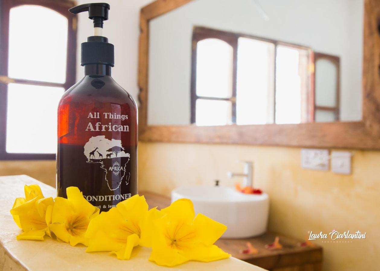 Uroa Zanzibar Vera Beach Hotel By Moonshine Dikoni ภายนอก รูปภาพ